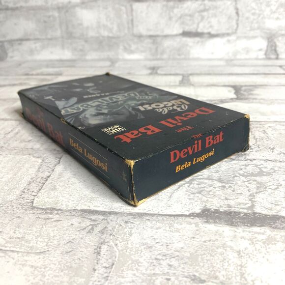 The Devil Bat Bela Lugosi 1985 VHS Black and White Horror Classic 69 Minutes - Picture 5 of 7
